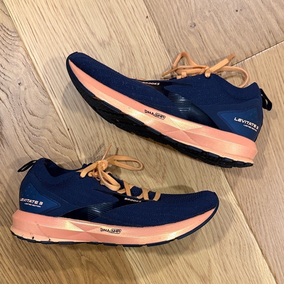 Brooks Shoes - *Brooks Levitate 3 Mojolica Cantaloupe Sneakers Womens 6.5 B Blue Peach Running
